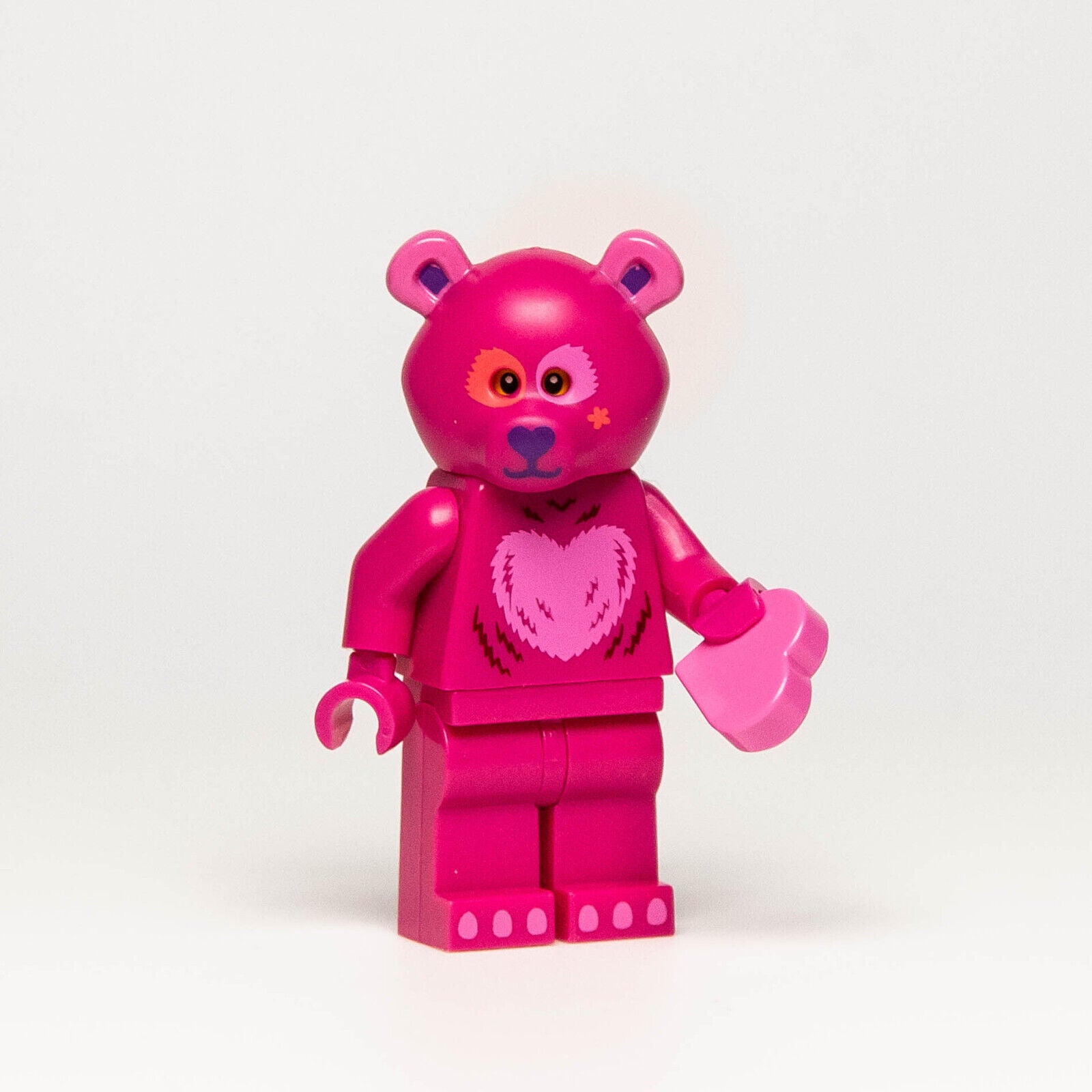 Lego Store 2022 BAM Minifigure - Magenta Pink Heart Love Bear Costume Guy (hol - StudBee